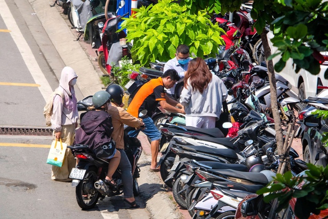 Ho Chi Minh City expands transit links, plans parking growth to ease metro riders’ parking crunch- Ảnh 5. Ho Chi Minh City expands transit links, plans parking growth to ease metro riders’ parking crunch- Ảnh 5.