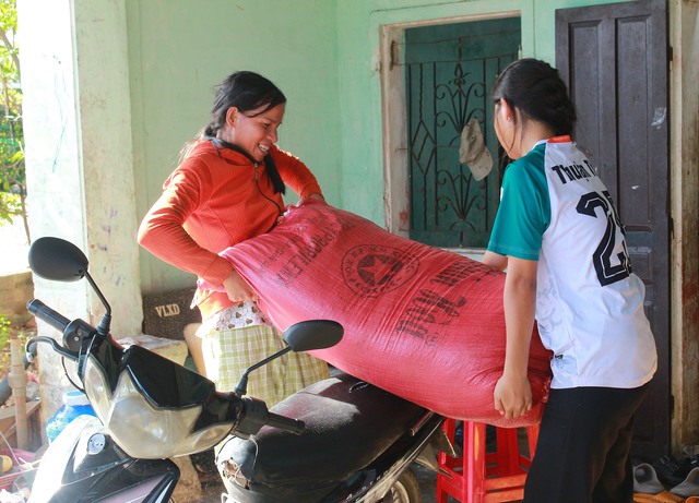 Lịch trình không ngơi nghỉ của cô học trò Gia Lai - Ảnh 1.