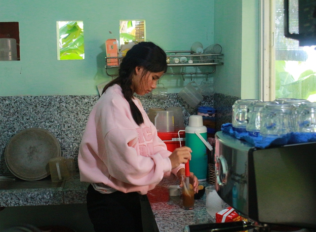 Lịch trình không ngơi nghỉ của cô học trò Gia Lai - Ảnh 2.