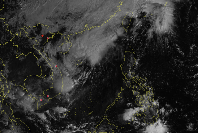 Storm Fengshen nears Vietnam’s Hoang Sa, may change direction under cold air pressure- Ảnh 1. Storm Fengshen nears Vietnam’s Hoang Sa, may change direction under cold air pressure- Ảnh 1.