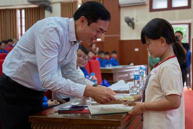 Xót xa trước những ước mơ giản dị của học trò Thanh Hóa sau ngày mưa bão - Ảnh 8.