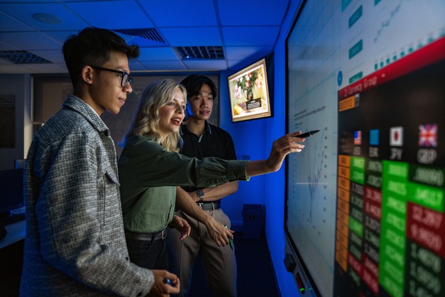 Vietnam’s smart shift in education - Ảnh 2.