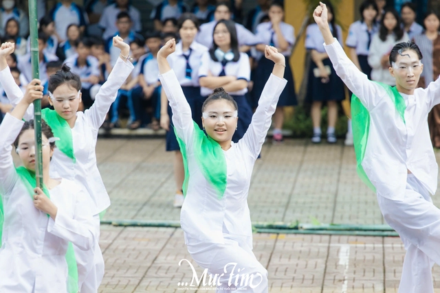 Teen Bình Phú ‘cháy’ hết mình với cuộc thi flashmob giờ ra chơi - Ảnh 10.