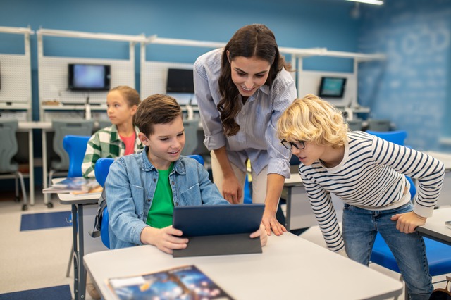 16 top Australian edtech companies explore digital education partnerships in Vietnam - Ảnh 1.