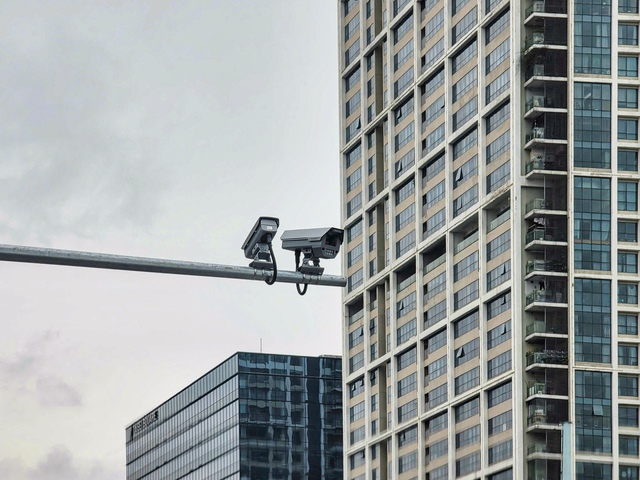 Hanoi installs 1,873 AI cameras to enforce traffic rules - Ảnh 3. Hanoi installs 1,873 AI cameras to enforce traffic rules - Ảnh 2.