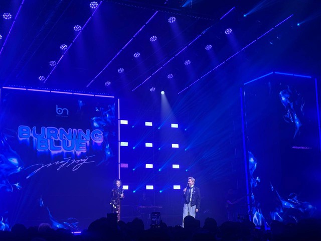 Em xinh Mỹ Mỹ bùng nổ với fancon đầu tiên trong sự nghiệp- Ảnh 3. Em xinh Mỹ Mỹ bùng nổ với fancon đầu tiên trong sự nghiệp- Ảnh 3.