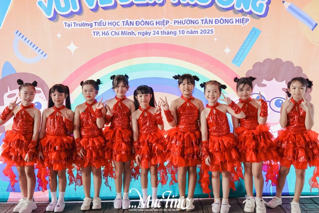 Học sinh Trường tiểu học Tân Đông Hiệp học cách ăn đúng, sống khỏe- Ảnh 3. Học sinh Trường tiểu học Tân Đông Hiệp học cách ăn đúng, sống khỏe- Ảnh 3.