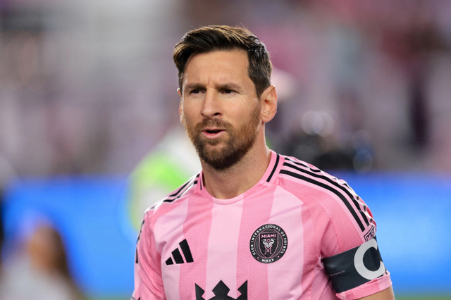 Messi lọt top ứng viên cho danh hiệu Cầu thủ xuất sắc nhất năm- Ảnh 1. Messi lọt top ứng viên cho danh hiệu Cầu thủ xuất sắc nhất năm- Ảnh 1.