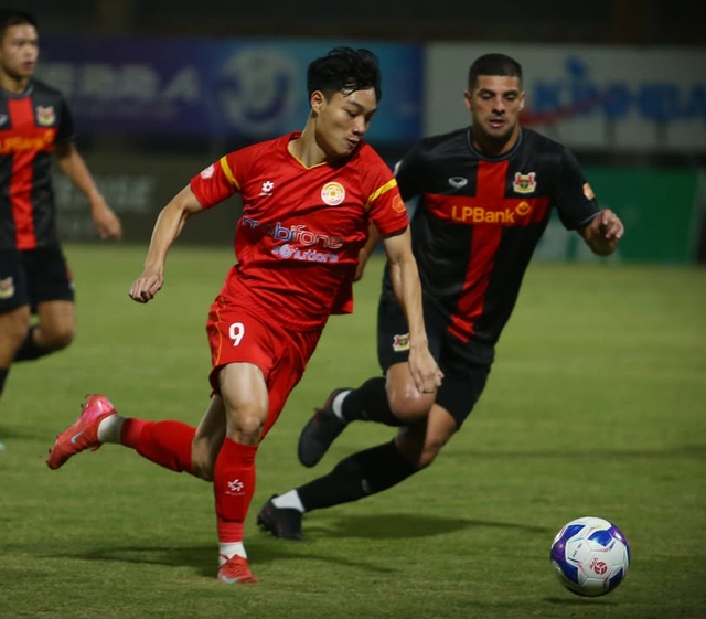 Thắng ngược PVF-CAND, Ninh Bình tiếp tục bất bại tại V-League 1 - Ảnh 1.