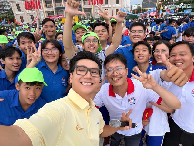 Điểm cầu Khánh Hòa sẵn sàng cho chung kết Đường lên đỉnh Olympia 2025- Ảnh 2. Điểm cầu Khánh Hòa sẵn sàng cho chung kết Đường lên đỉnh Olympia 2025- Ảnh 2.