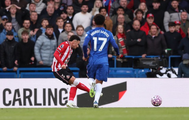 Champions Liverpool lose again, Man United into top four- Ảnh 4. Champions Liverpool lose again, Man United into top four- Ảnh 4.