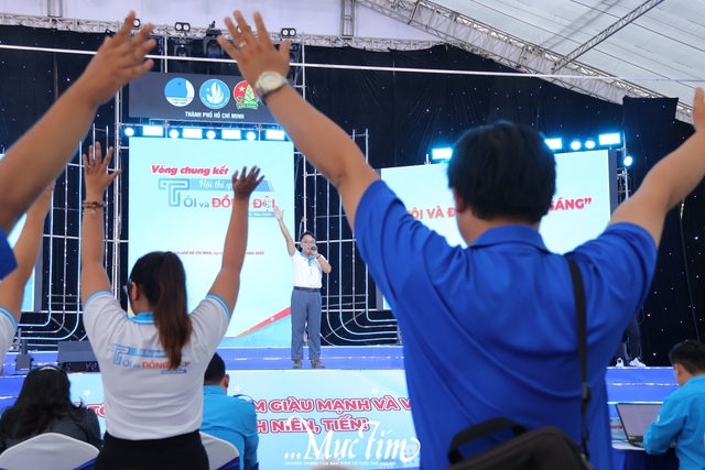 Giáo viên Trường tiểu học Dương Công Khi đoạt giải nhất Hội thi quản trò "Tôi và đồng đội"- Ảnh 4.