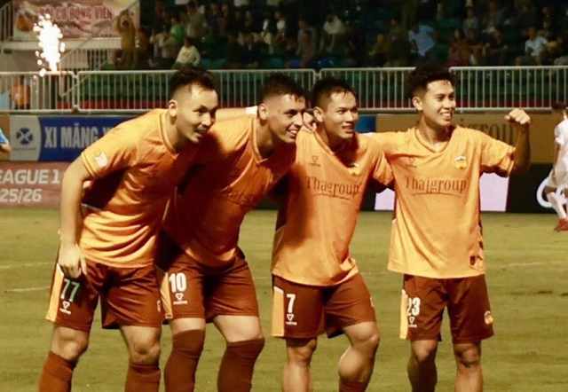 Đánh bại Thể Công, Hoàng Anh Gia Lai thắng trận đầu tiên tại V-League 1- Ảnh 1.