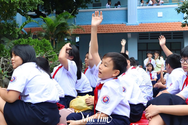 Cùng học trò Trường THCS Trần Văn Ơn tìm hiểu dinh dưỡng, vui khoẻ đến trường- Ảnh 5. Cùng học trò Trường THCS Trần Văn Ơn tìm hiểu dinh dưỡng, vui khoẻ đến trường- Ảnh 5.