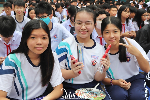 Cùng học trò Trường THCS Trần Văn Ơn tìm hiểu dinh dưỡng, vui khoẻ đến trường- Ảnh 7. Cùng học trò Trường THCS Trần Văn Ơn tìm hiểu dinh dưỡng, vui khoẻ đến trường- Ảnh 7.