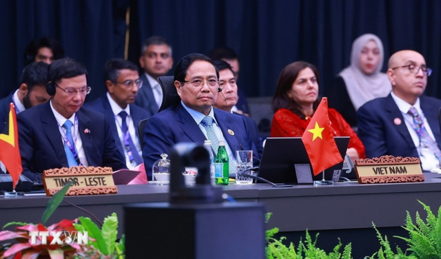 Vietnam’s premier attends ASEAN summits with US, Japan, India
- Ảnh 2. Vietnam’s premier attends ASEAN summits with US, Japan, India
- Ảnh 2.