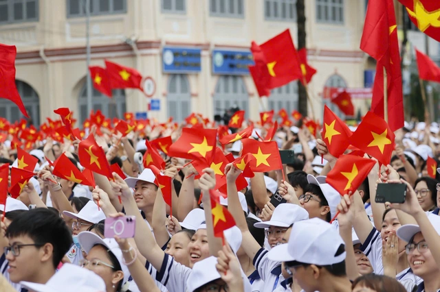 Nhựt Lam truyền cảm hứng cho khát vọng vươn lên của tuổi trẻ Đồng Tháp- Ảnh 4. Nhựt Lam truyền cảm hứng cho khát vọng vươn lên của tuổi trẻ Đồng Tháp- Ảnh 4.