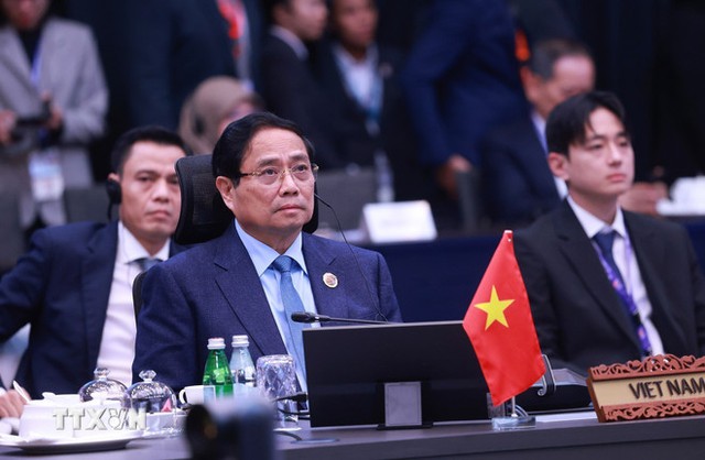 Vietnam's PM Pham Minh Chinh attends ASEAN+3, ASEAN-S.Korea summits - Ảnh 1. Vietnam's PM Pham Minh Chinh attends ASEAN+3, ASEAN-S.Korea summits - Ảnh 1.