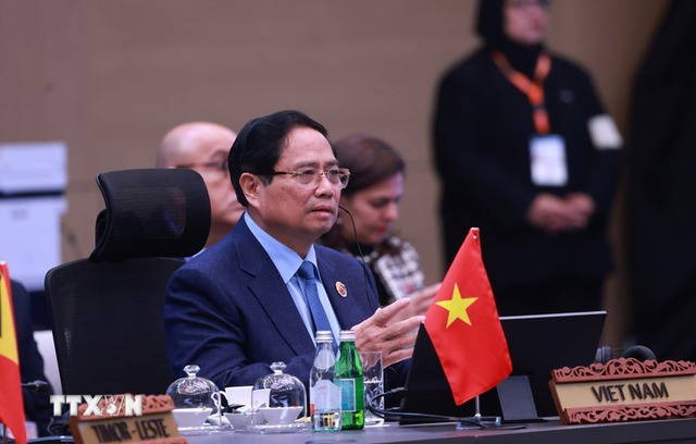 Vietnam's PM Pham Minh Chinh attends ASEAN+3, ASEAN-S.Korea summits - Ảnh 3. Vietnam's PM Pham Minh Chinh attends ASEAN+3, ASEAN-S.Korea summits - Ảnh 3.
