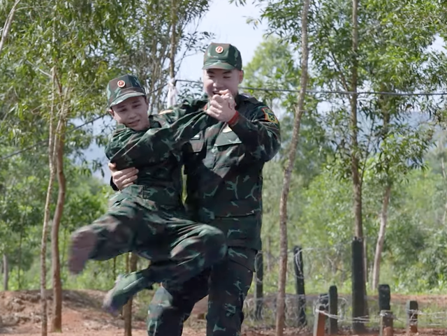 Huỳnh Lập, Anh Tú quay trở lại với Sao nhập ngũ - Ảnh 6. Huỳnh Lập, Anh Tú quay trở lại với Sao nhập ngũ - Ảnh 5.