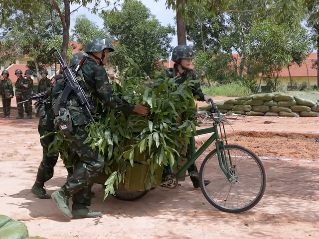 Huỳnh Lập, Anh Tú quay trở lại với Sao nhập ngũ - Ảnh 7. Huỳnh Lập, Anh Tú quay trở lại với Sao nhập ngũ - Ảnh 6.