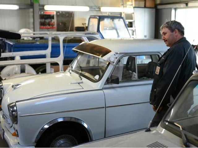 35 years later, beloved East German car still sputters on- Ảnh 2. 35 years later, beloved East German car still sputters on- Ảnh 2.
