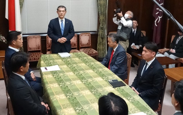 Japan Parties agree to make high school education free in FY '26- Ảnh 1.