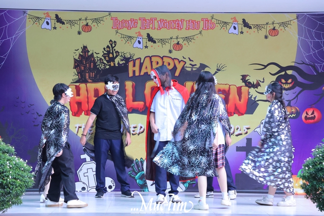 Đêm Halloween độc đáo của học trò Trường THPT Nguyễn Hữu Thọ- Ảnh 12.