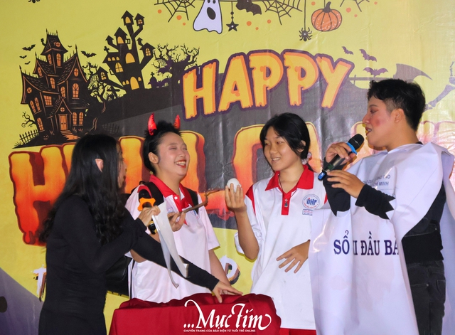 Đêm Halloween độc đáo của học trò Trường THPT Nguyễn Hữu Thọ- Ảnh 13.