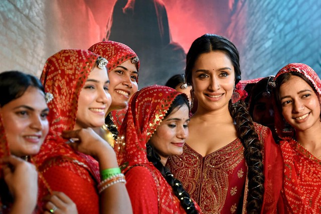 Vampires, blood and dance: Bollywood horror goes mainstream- Ảnh 4.