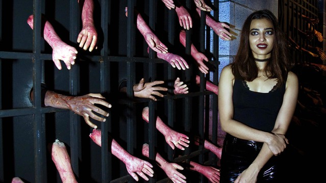 Vampires, blood and dance: Bollywood horror goes mainstream- Ảnh 1.