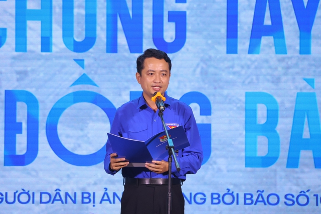 Triệu trái tim chung tay vì đồng bào bị ảnh hưởng bởi bão số 10- Ảnh 2.
