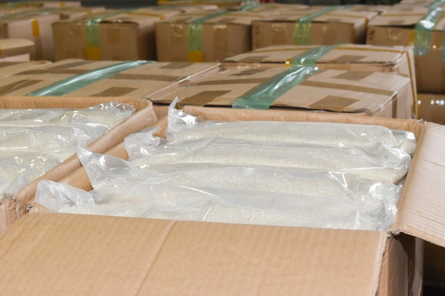 Osaka couple arrested for attempting to import rice illegally- Ảnh 1. Osaka couple arrested for attempting to import rice illegally- Ảnh 1.