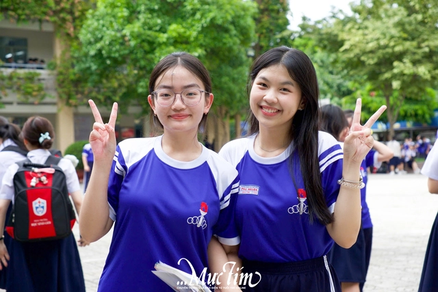 Teen Trường THPT Phú Nhuận biến giờ ra chơi thành mini show âm nhạc- Ảnh 5.