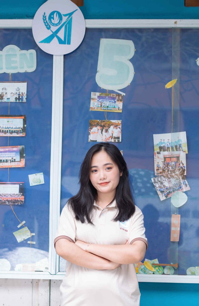 Sinh viên Hà Nội ứng phó với cảnh ngập úng do mưa bão- Ảnh 12.