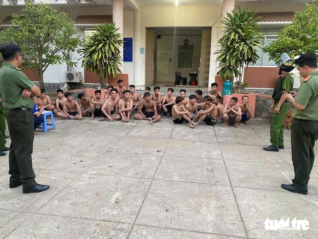 314 drug rehab escapees found after 4-day manhunt in southern Vietnam- Ảnh 1.