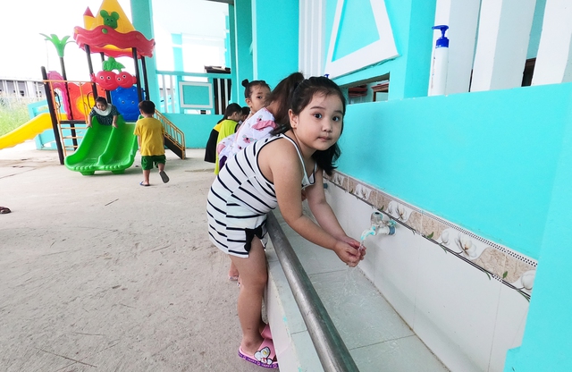 Vietnam’s Ca Mau earmarks nearly $7mn for building, repairing over 800 school restrooms- Ảnh 1. Vietnam’s Ca Mau earmarks nearly $7mn for building, repairing over 800 school restrooms- Ảnh 1.