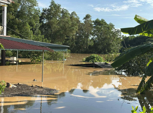 Closer look at historic floods in Vietnam’s Lang son- Ảnh 6.