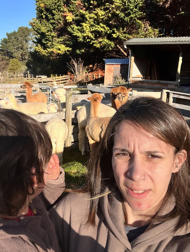 FDA autism drug move sparks frenzy, but data lags behind - Ảnh 3.