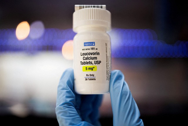 FDA autism drug move sparks frenzy, but data lags behind - Ảnh 1.
