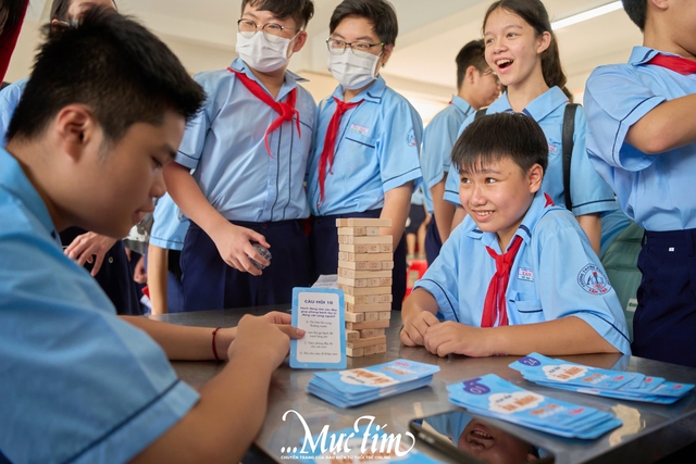 Học sinh Trường THCS Tân Tạo tìm hiểu vòng đời của muỗi, hành trình của thuốc tại Công tắc khoa học- Ảnh 4.