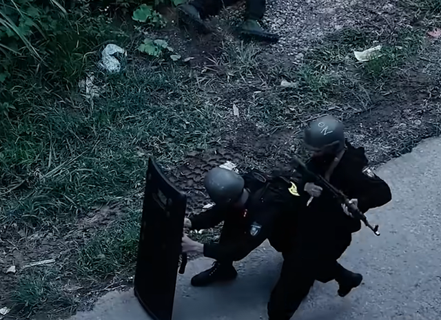 Khói lửa bao trùm tập cuối Chiến sĩ quả cảm - Ảnh 3.