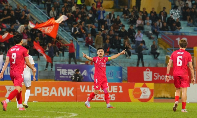 Công An Hà Nội phả hơi nóng vào ngôi đầu V-League 1 của Ninh Bình- Ảnh 1.