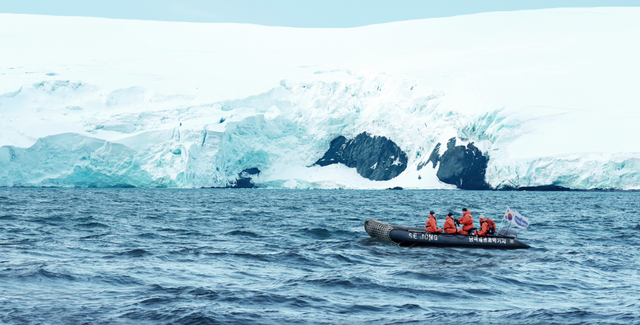 Jennie tham gia lễ hội âm nhạc, HyunA trấn an fan sau sự cố- Ảnh 4.