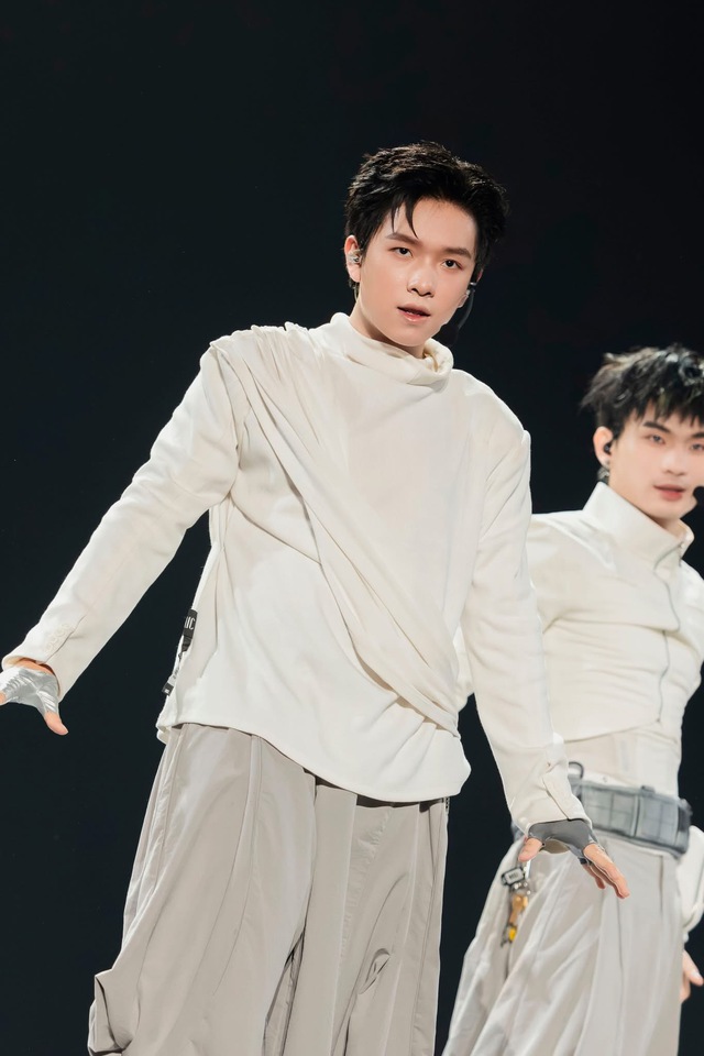 10 bí mật thú vị về tân binh toàn năng Phúc Nguyên - Ảnh 6.