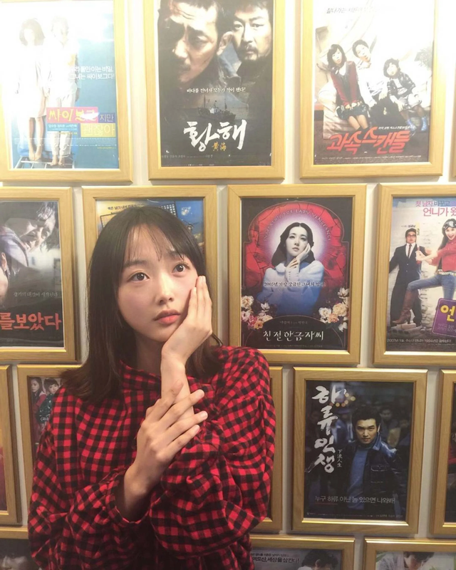 Vén màn bí mật 'con gái Netflix' Lee Yoo Mi - Ảnh 2.