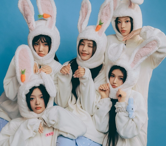 Haerin, Hyein (NewJeans) trở lại ADOR; Jun Ji Hyun sánh đôi Ji Chang Wook - Ảnh 1.