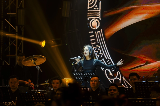 Hans Zimmer’s iconic film scores performed in Ho Chi Minh City concert - Ảnh 3. Hans Zimmer’s iconic film scores performed in Ho Chi Minh City concert - Ảnh 3.