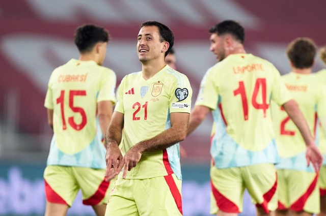 Tây Ban Nha cầm chắc tấm vé dự World Cup 2026- Ảnh 2. Tây Ban Nha cầm chắc tấm vé dự World Cup 2026- Ảnh 2.