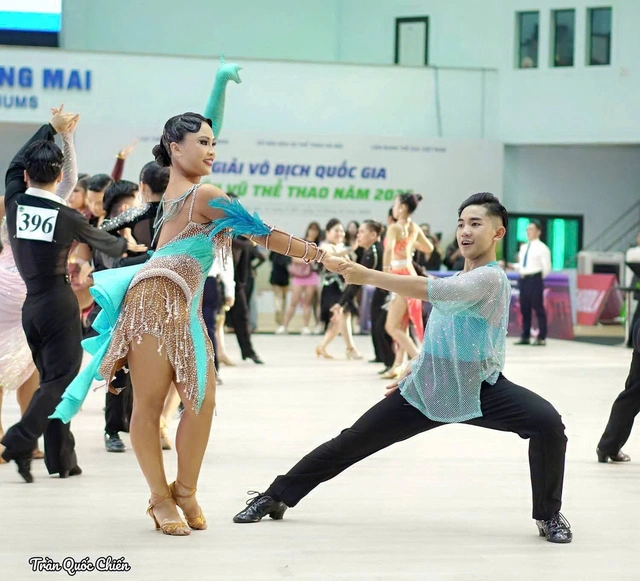 Bí quyết có bài thi văn nghệ thành công của học trò Trường THPT Bà Điểm- Ảnh 5. Bí quyết có bài thi văn nghệ thành công của học trò Trường THPT Bà Điểm- Ảnh 5.